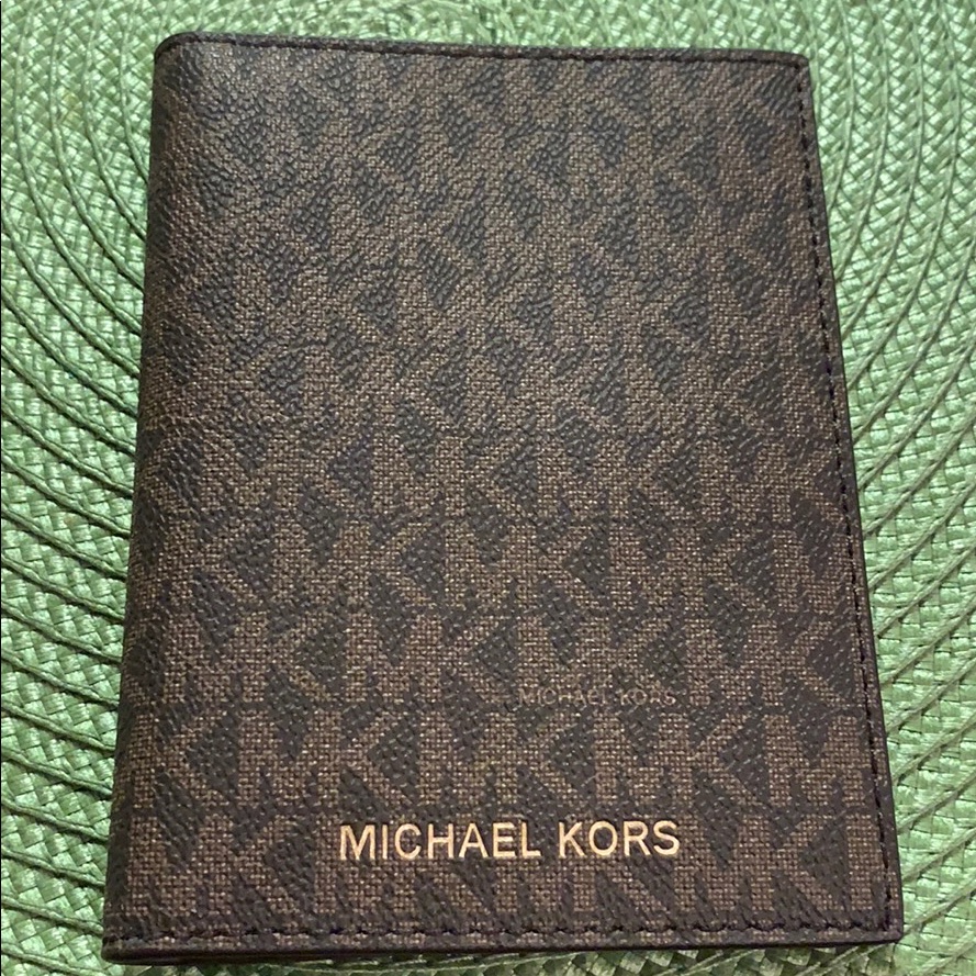 Passport Wallet
